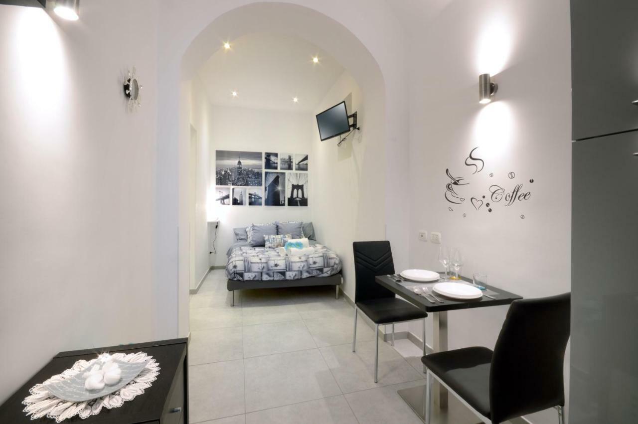 Alexandra Exclusive Apartment Naples Exterior photo