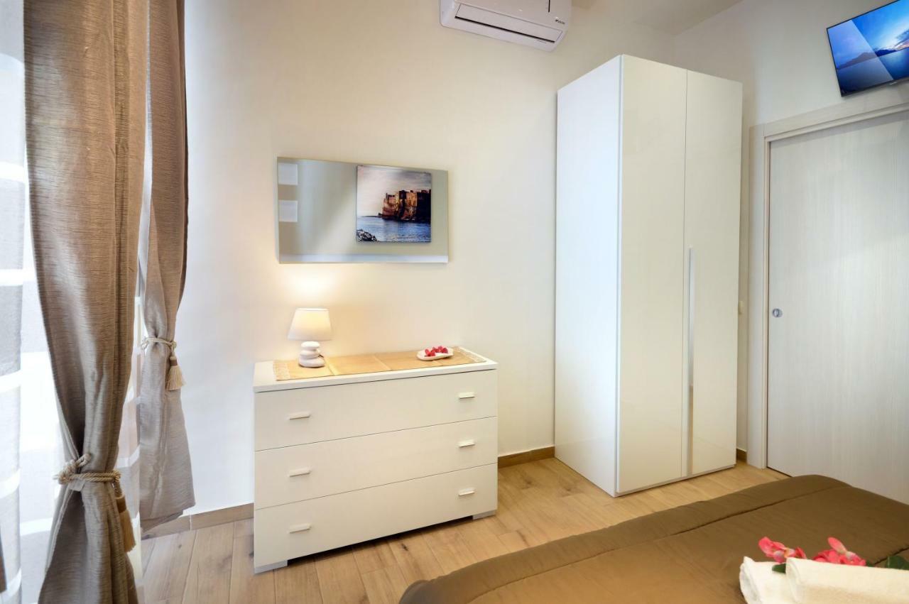 Alexandra Exclusive Apartment Naples Exterior photo
